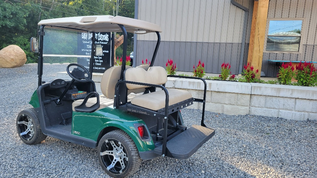 EZGO RXV 48v - Green with custom wheels