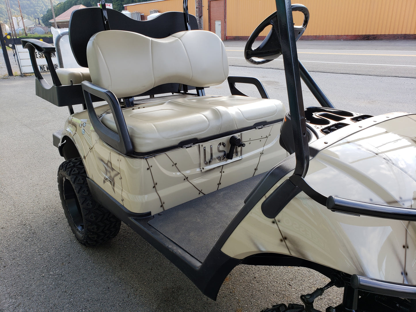 Yamaha Drive Custom Gas Golf Cart SOLD!!