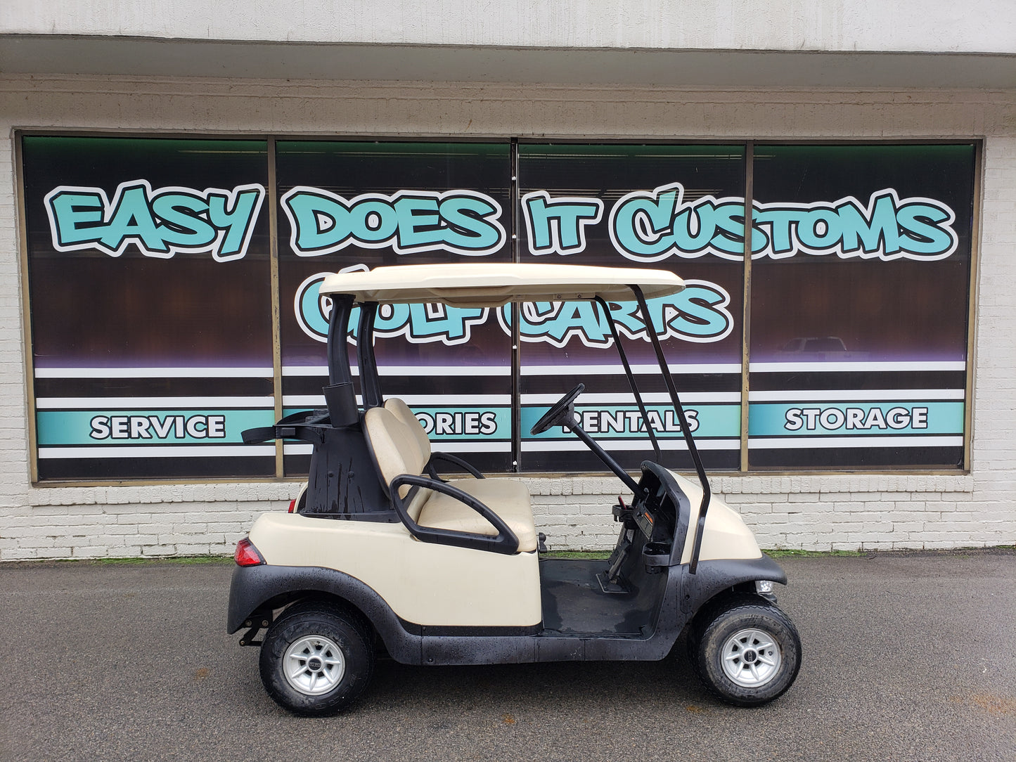 2005 Gas Club Car Precedent Golf Cart *SOLD*