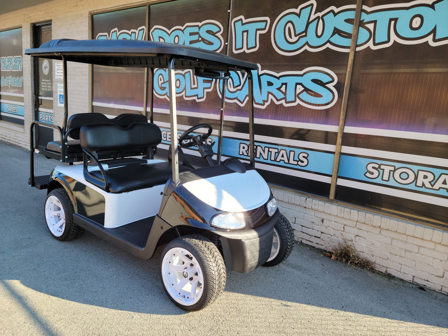 2018 EZGO RXV 48v Golf Cart - Tuxedo *SOLD*