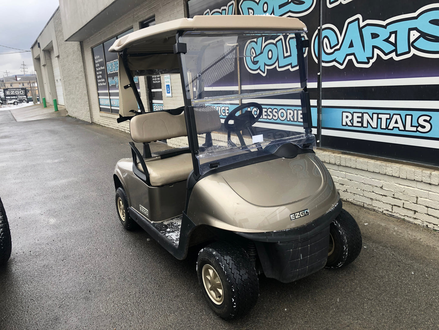 2017 EZGO RXV 48v Golf Cart *SOLD*