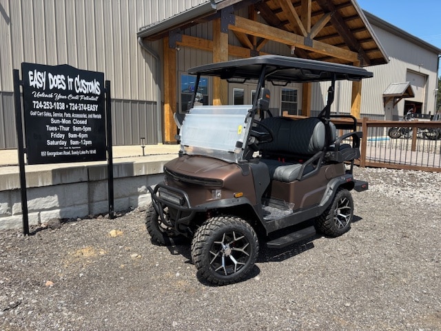 2026 Denago Nomad XL in Brown